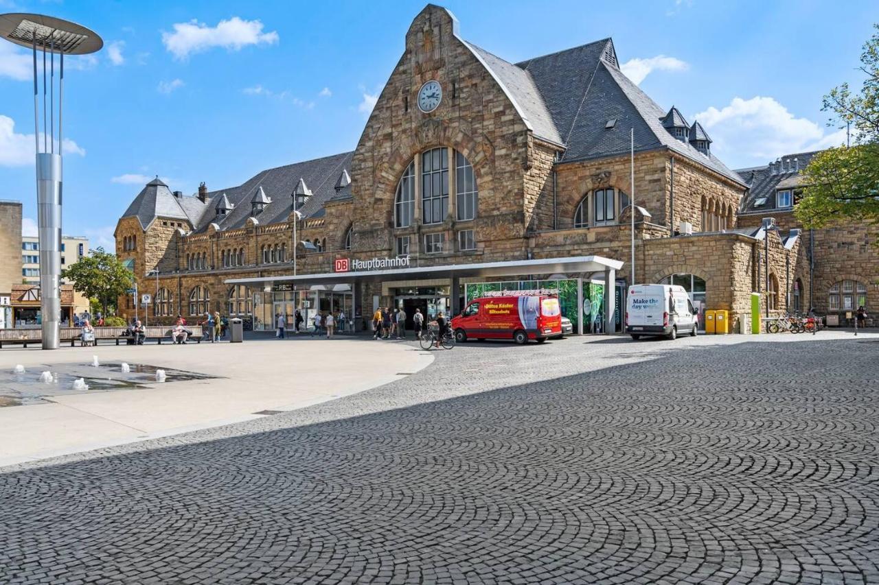 Apartment 1, Direkt Am Bahnhof Ахен Экстерьер фото